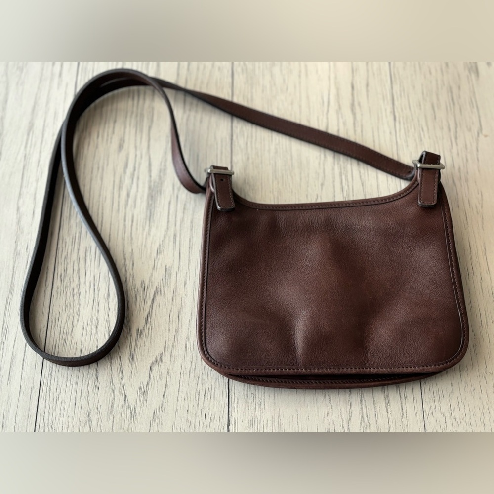 (L 8 in W 6 in ) (Strap L 50 in)Small pen mark interior